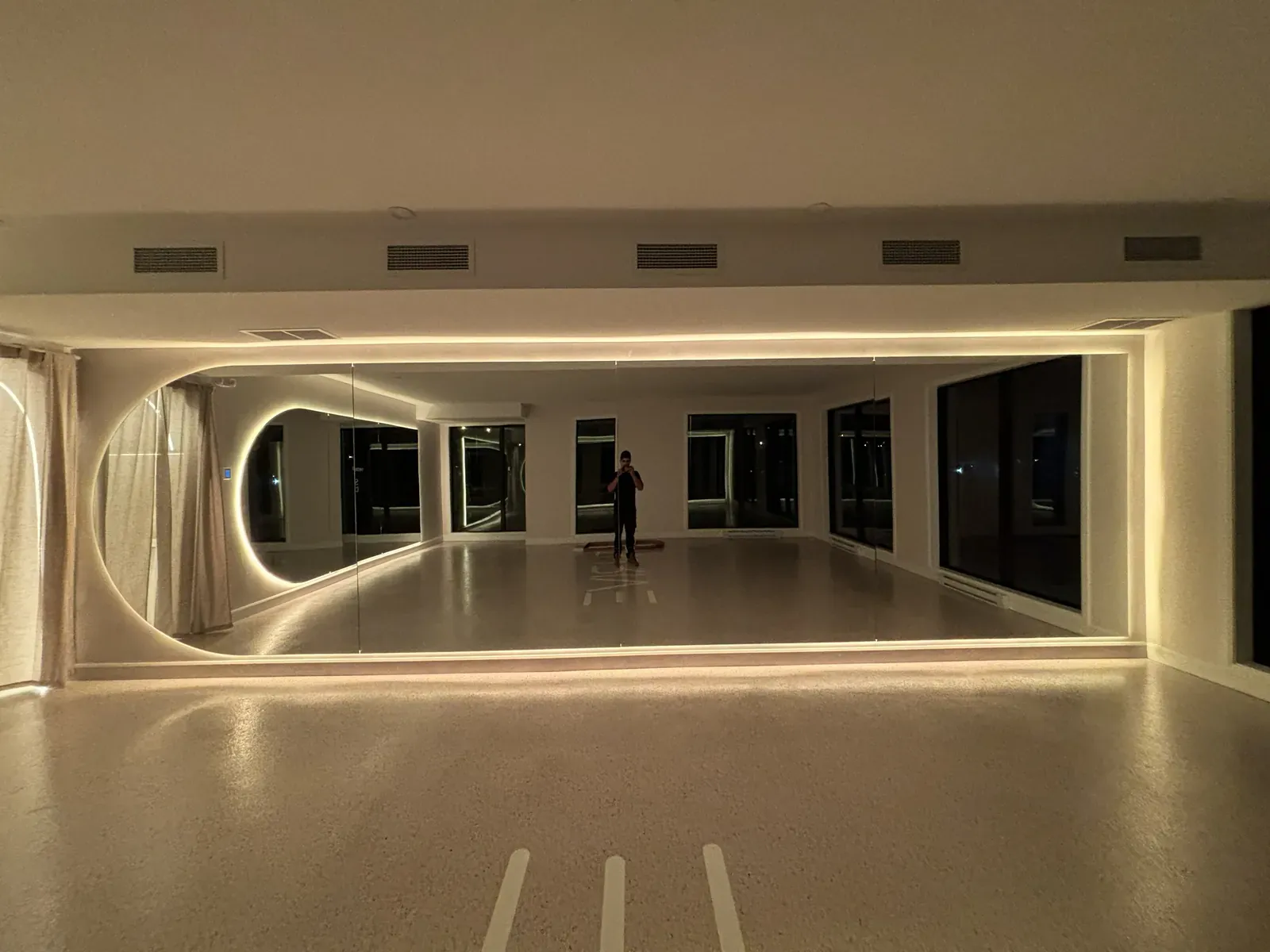Vision Bleu permanent LED lighting in a fitness studio — view 17