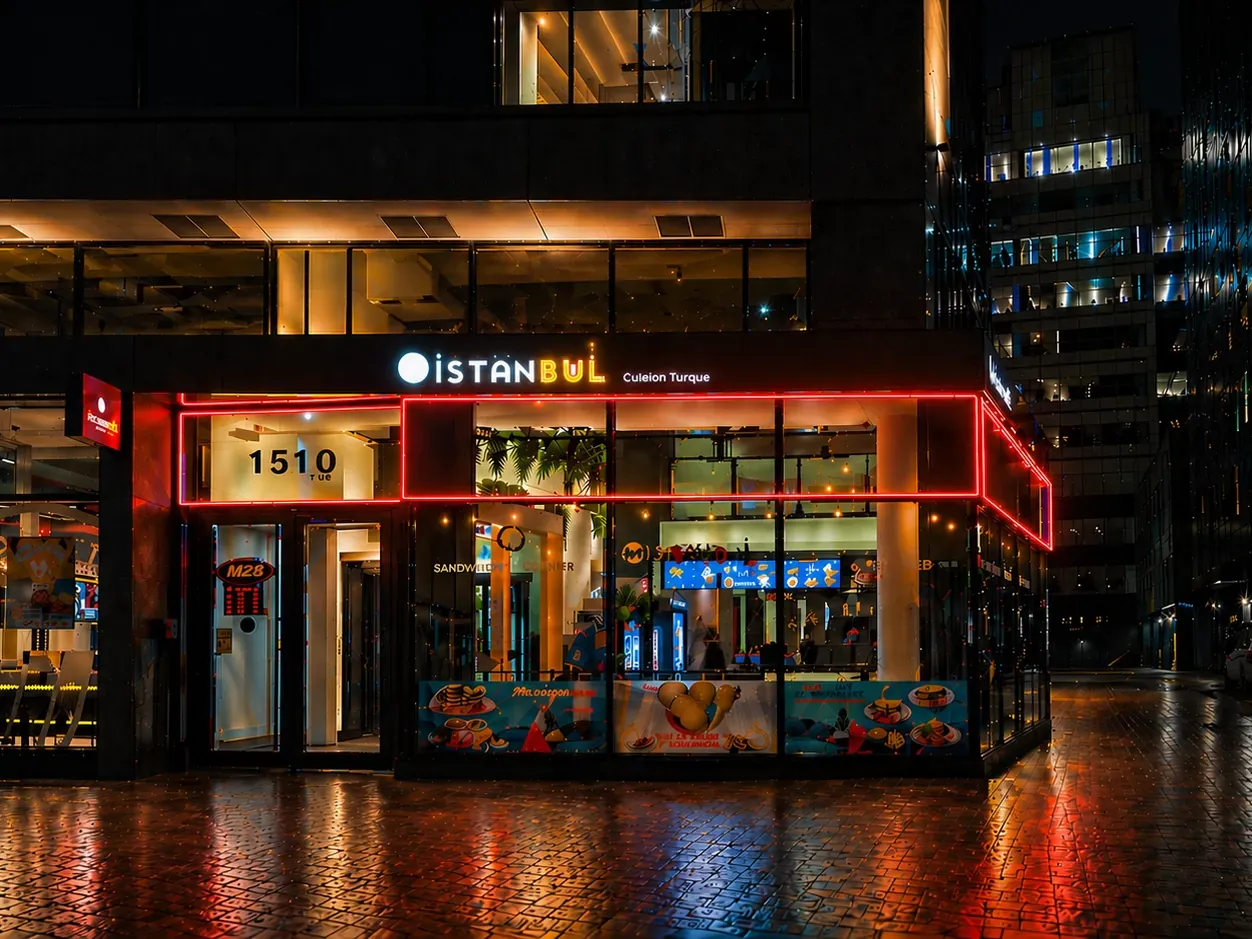 Vision Bleu permanent LED lighting on a restaurant exterior